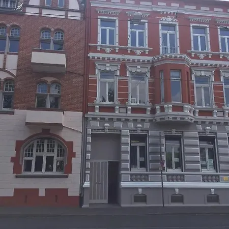 Ruhiges Office-apartment Mit Kueche - Beuys Apartment Krefeld